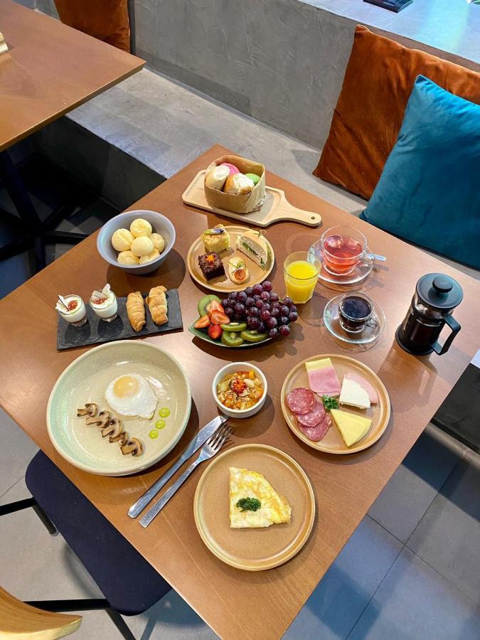 Swan Generation Hotel 4*